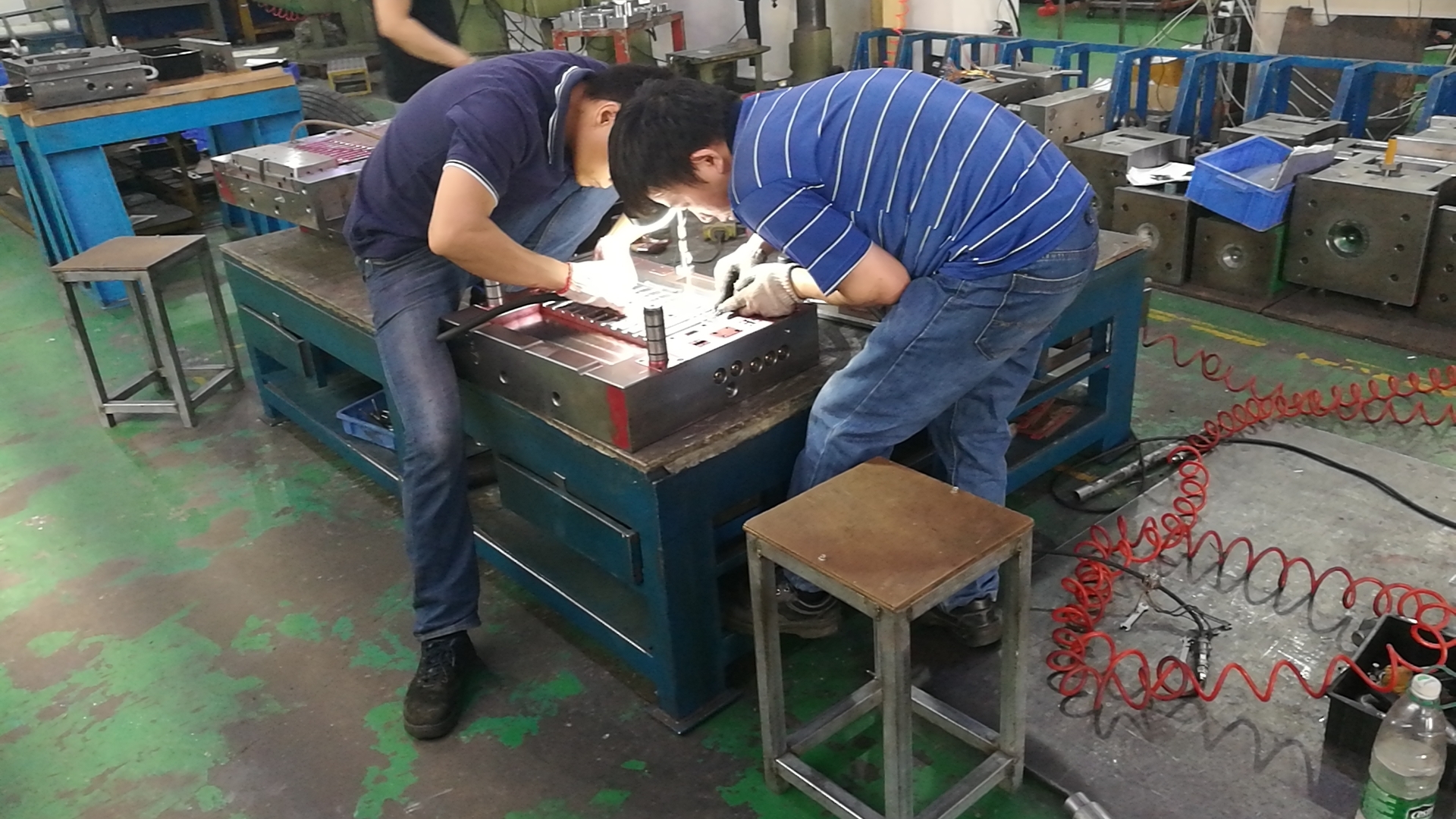 high-speed injection molding