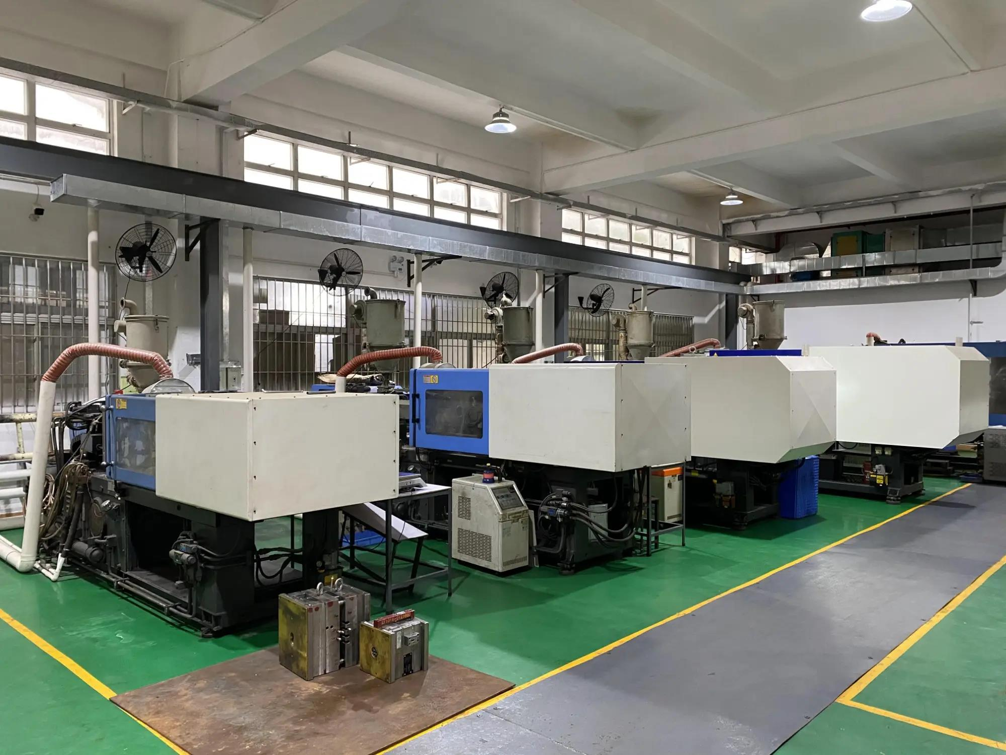 safety production regulations in injection molding workshop